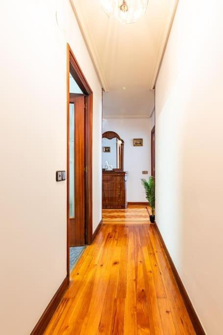 Terraza Playa Y Calle Peatonal Ess03377 San Sebastian Ngoại thất bức ảnh