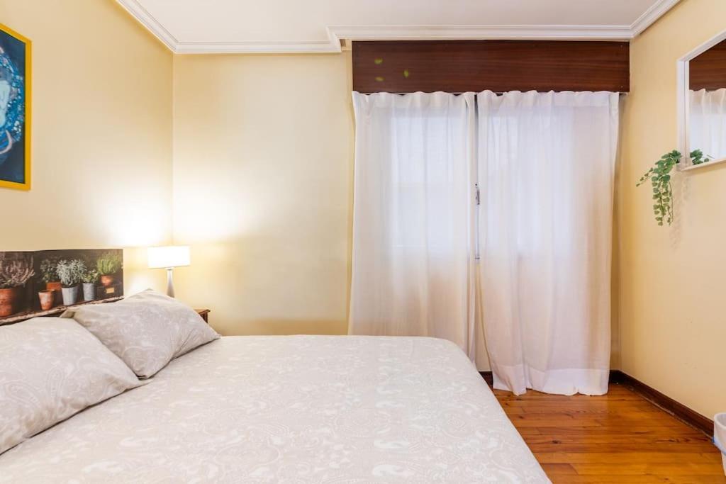 Terraza Playa Y Calle Peatonal Ess03377 San Sebastian Ngoại thất bức ảnh