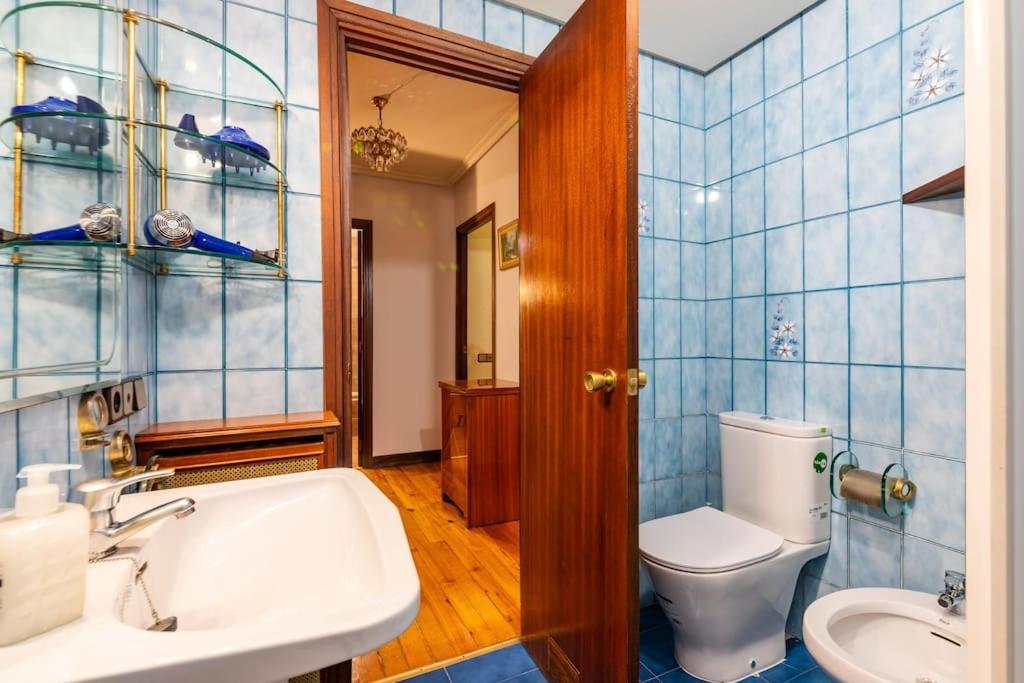 Terraza Playa Y Calle Peatonal Ess03377 San Sebastian Ngoại thất bức ảnh